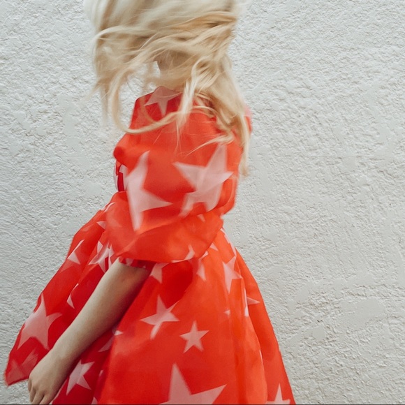 SOLD!! RARE Selkie The Star Red Puff Dress - NWT ❤️⭐️ - Picture 3 of 4